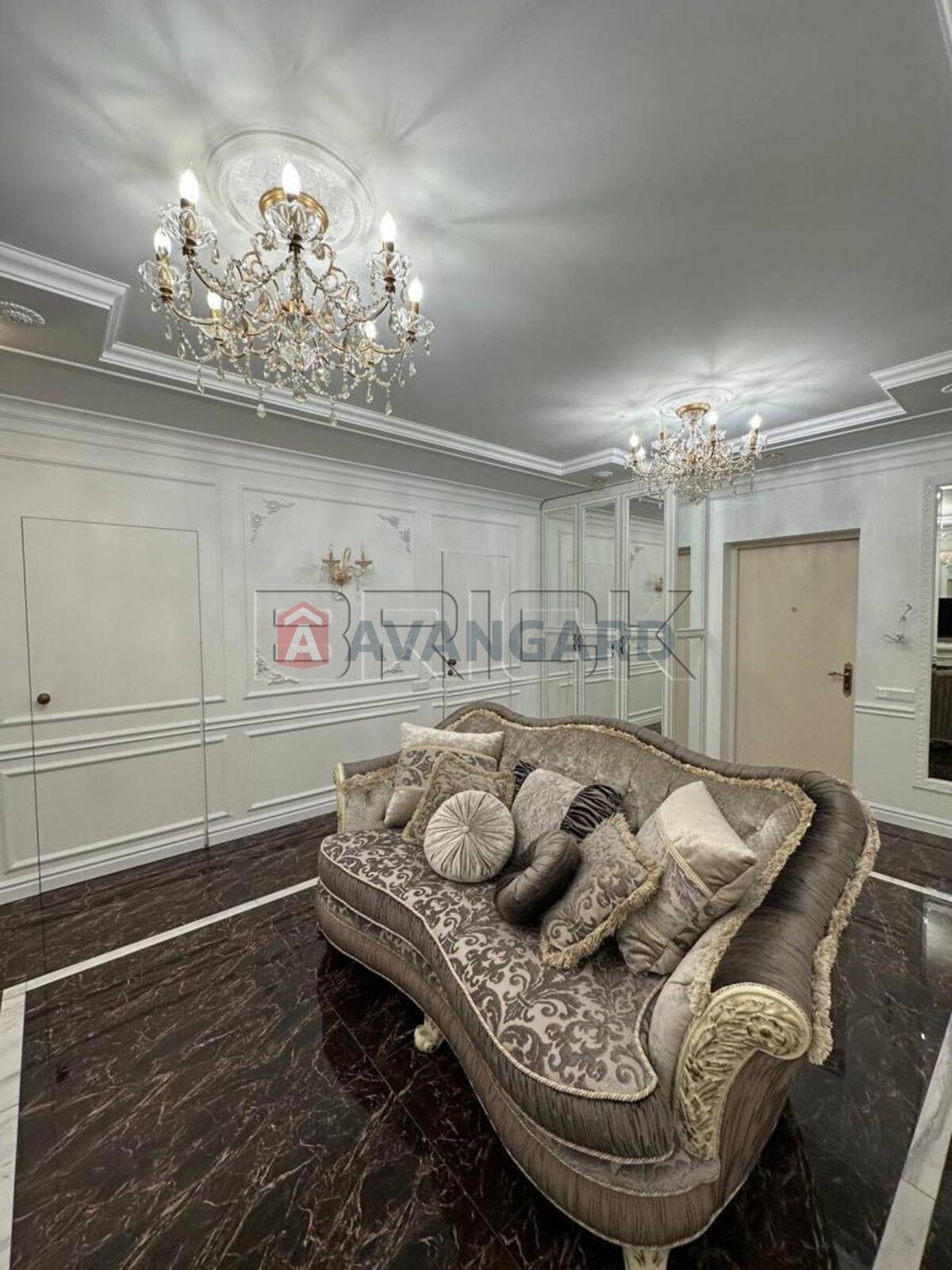 2 ��. ��������, 84/20/16 ��. �., 18/26 ������ ���� 3