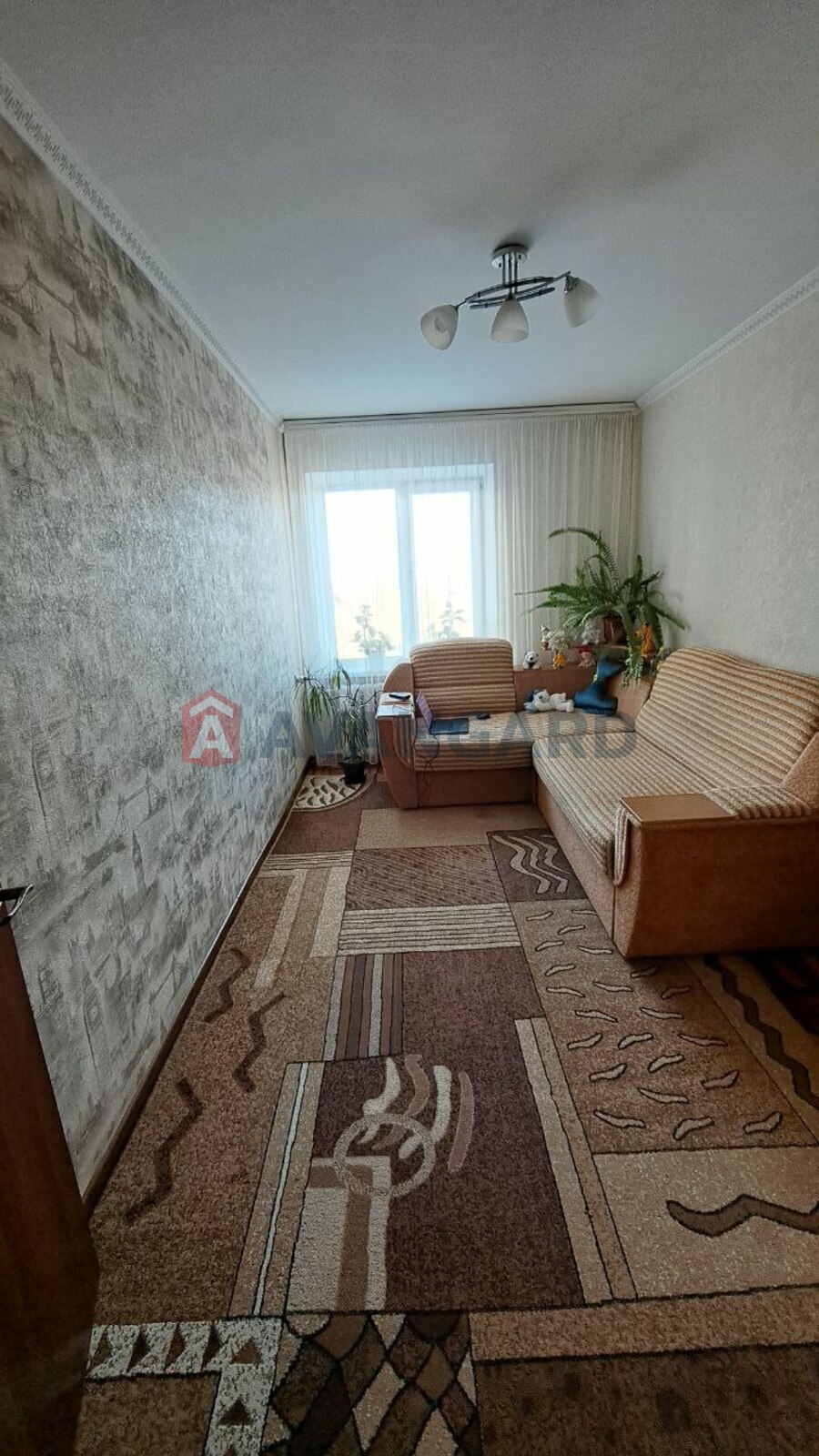 3 ��. ��������, 67/-/8 ��. �., 6/9 ������ ���� 4