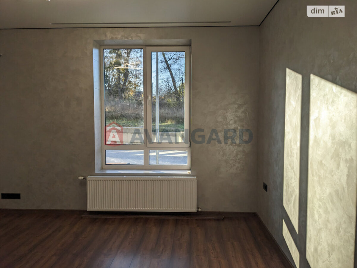 1 ����. ��������, 40/19/11 ��. �., 1/4 ���� ���� 25