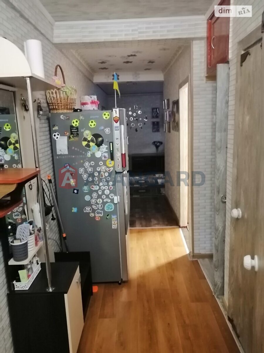 3 кім. квартира, 54/37/6 кв. м., 2/5 поверх фото 4 3 кім. квартира, 54/37/6 кв. м., 2/5 поверх фото 4