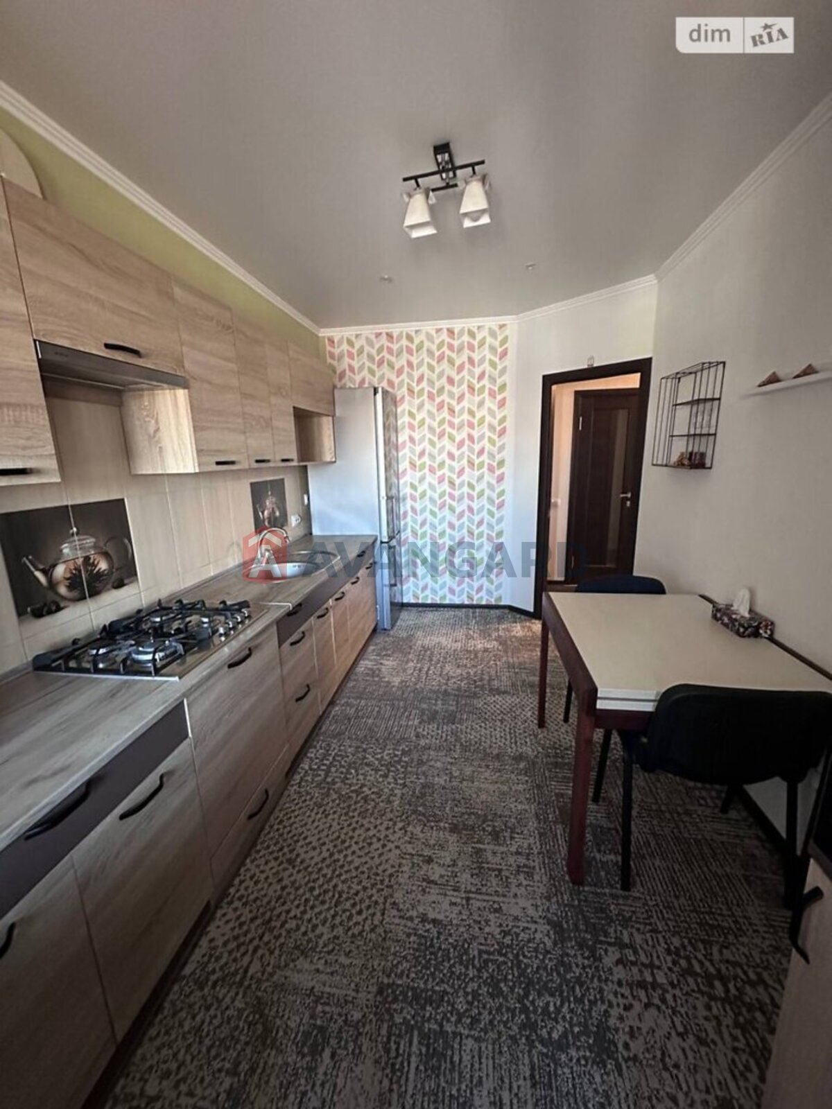 2 ��. ��������, 58/27/10 ��. �., 8/9 ������ ���� 2