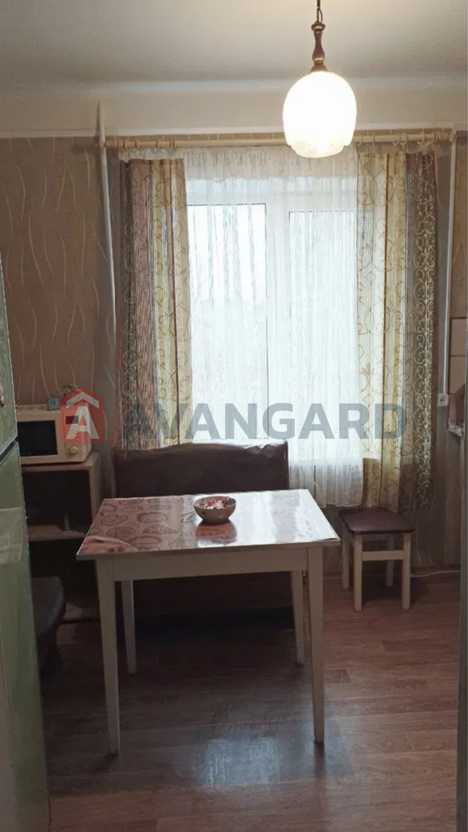 3 ��. ��������, 68/-/7 ��. �., 8/9 ������ ���� 5