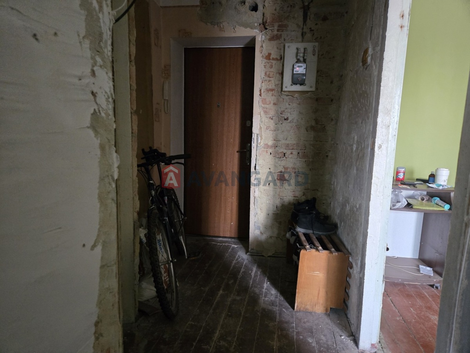 2 ��. ��������, 41,5/26/5 ��. �., 3/5 ������ ���� 9