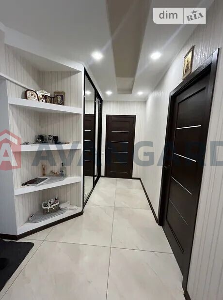 2 комн. квартира, 68/-/17 кв. м., 10/12 этаж фото 5 2 комн. квартира, 68/-/17 кв. м., 10/12 этаж фото 5
