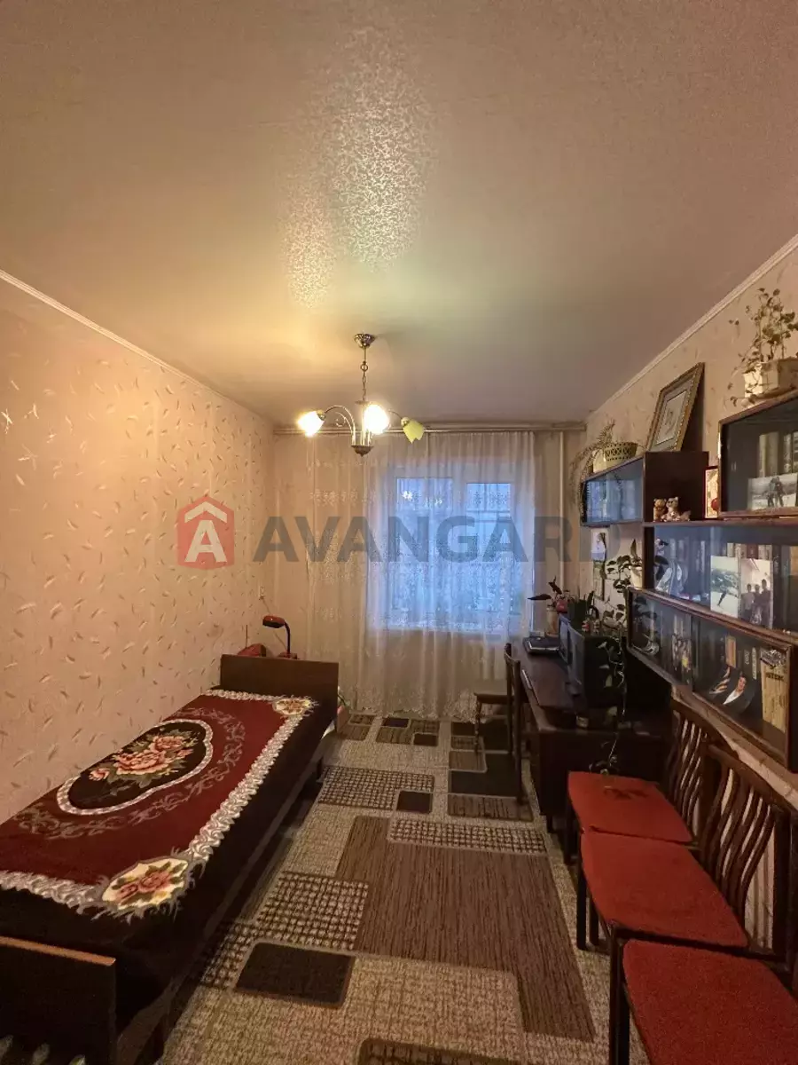 3 ��. ��������, 73/-/- ��. �., 4/9 ������ ���� 9