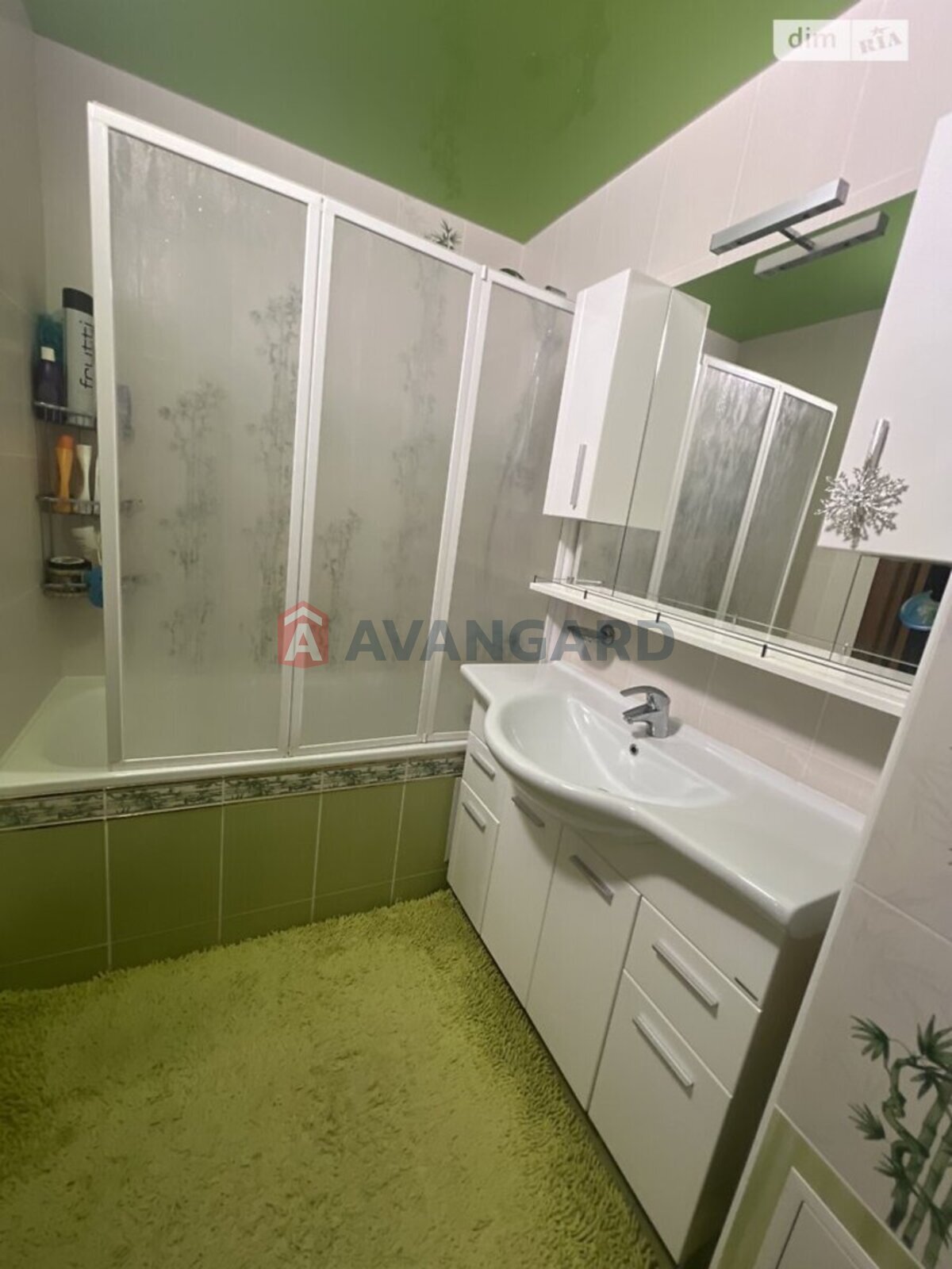 3 ��. ��������, 62/38/9 ��. �., 2/10 ������ ���� 15