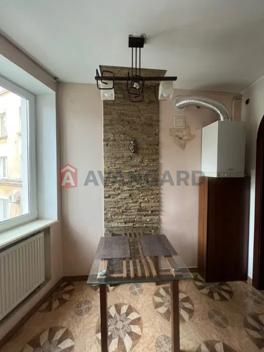 1 ����. ��������, 60/-/9 ��. �., 2/4 ���� ���� 3