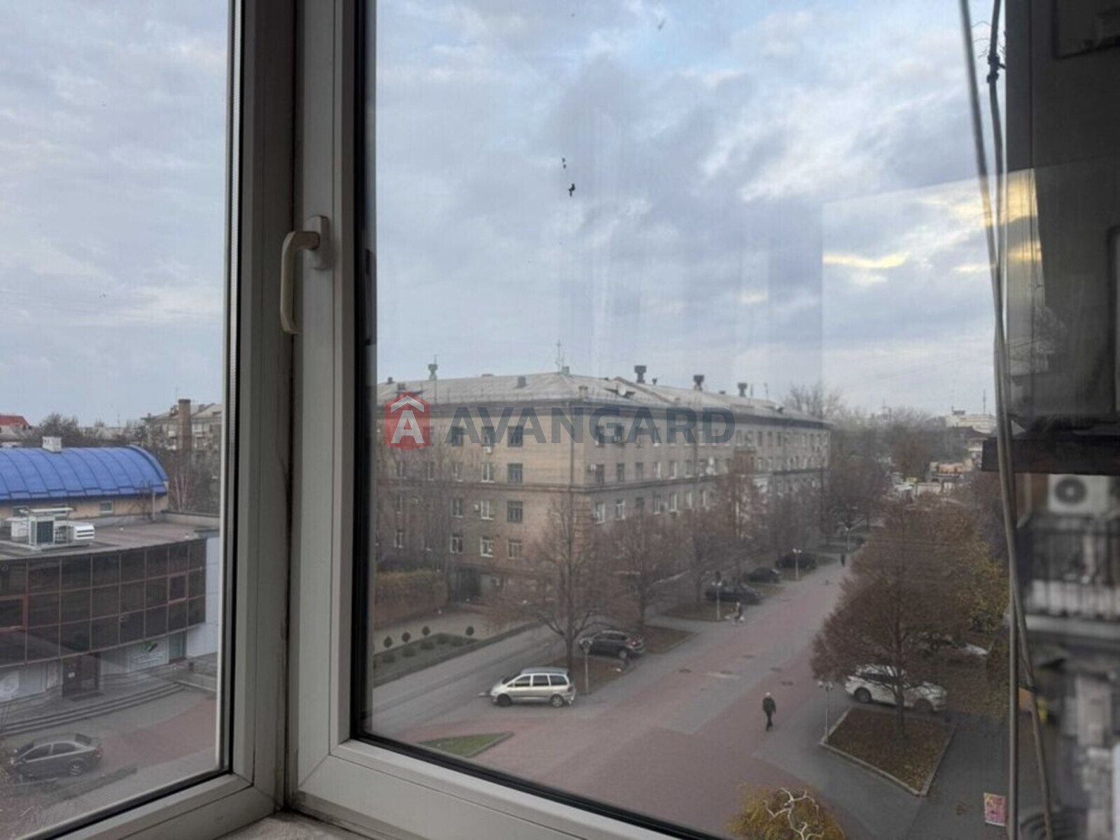 2 . , 55/-/23 . ., 4/4   17