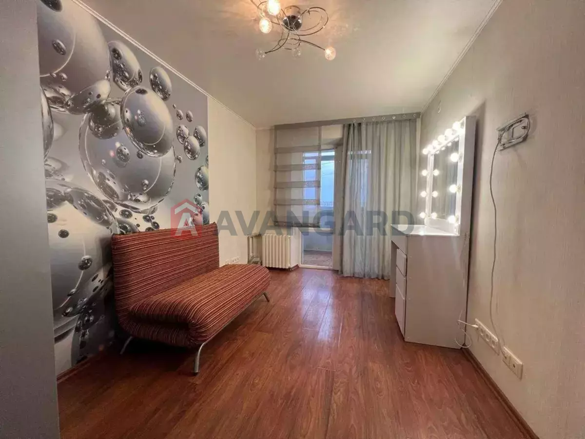 3 ��. ��������, 65/-/11 ��. �., 9/9 ������ ���� 4