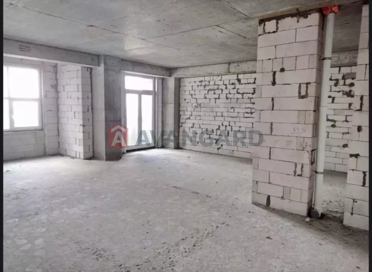 3 ��. ��������, 75/-/- ��. �., 15/17 ������ ���� 3