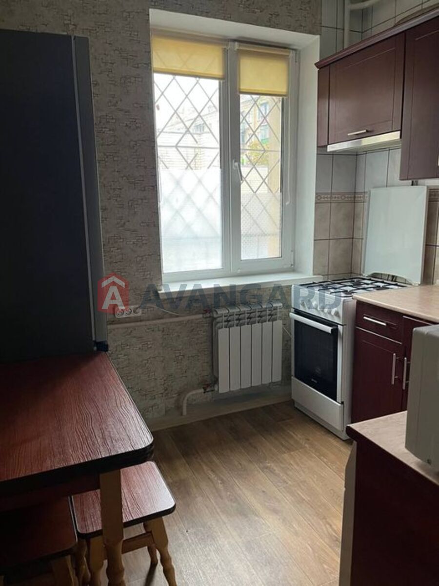 2 ��. ��������, 44/-/6 ��. �., 1/5 ������ ���� 5