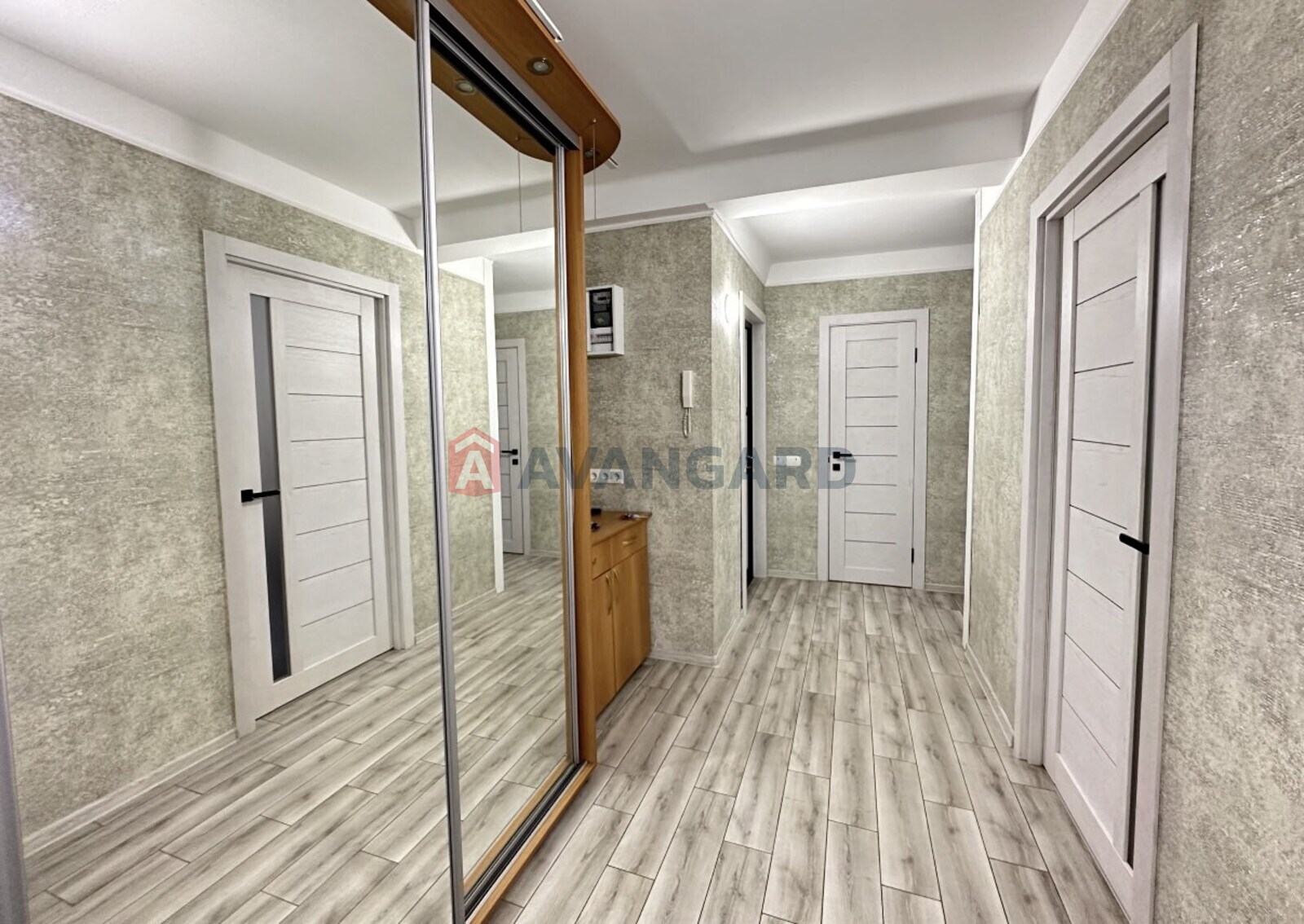 1 . , 52/-/9 . ., 4/9   9