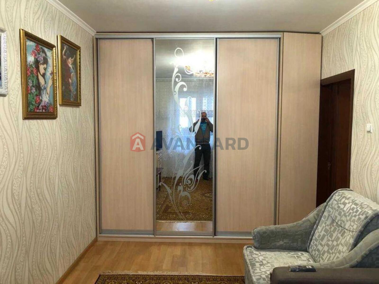 1 ��. ��������, 30/-/7 ��. �., 3/9 ������ ���� 2