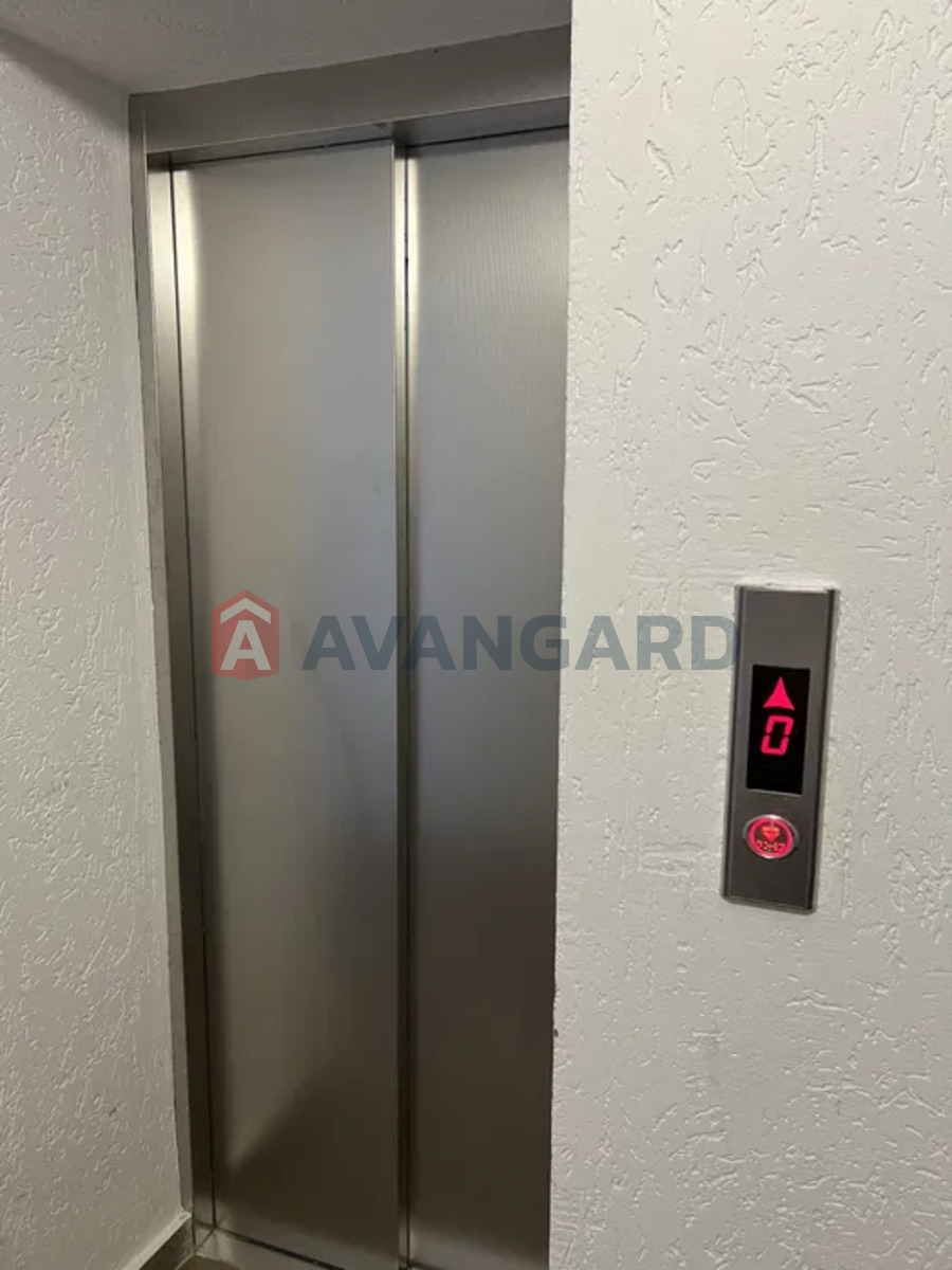 3 ��. ��������, 115/-/16 ��. �., 9/10 ������ ���� 6