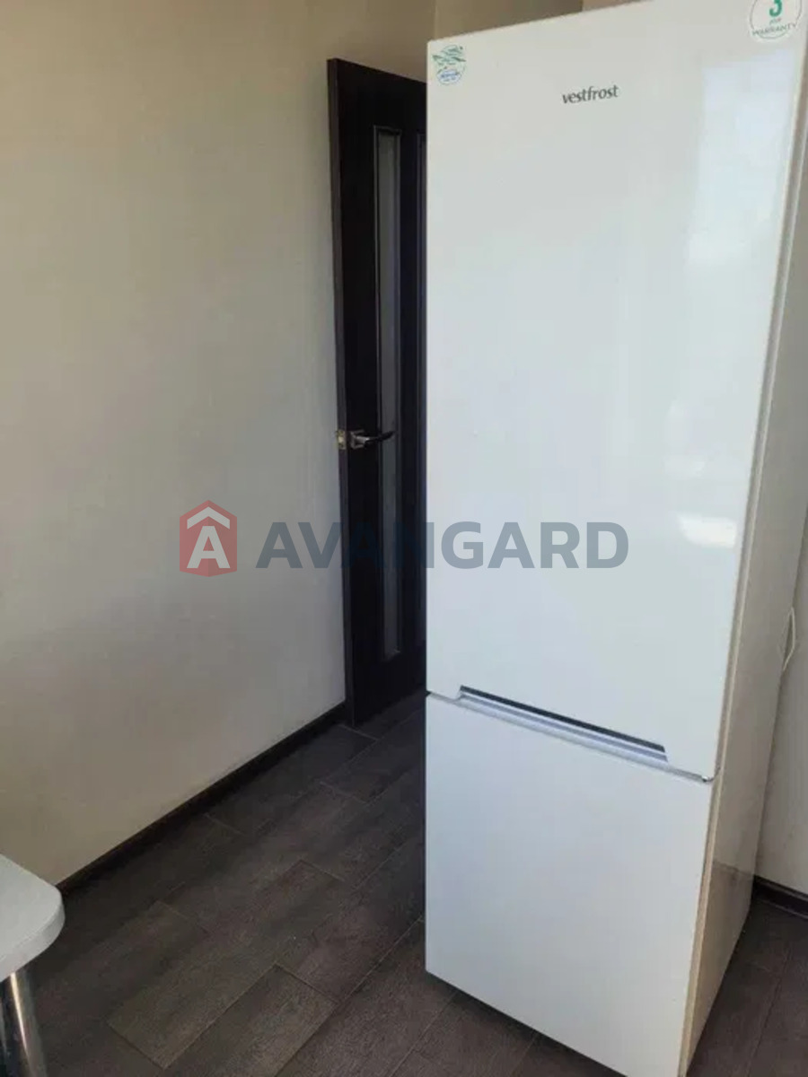 2 ��. ��������, 40/-/5 ��. �., 8/9 ������ ���� 9