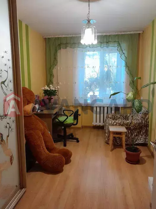 3 ��. ��������, 58/-/7 ��. �., 2/9 ������ ���� 20