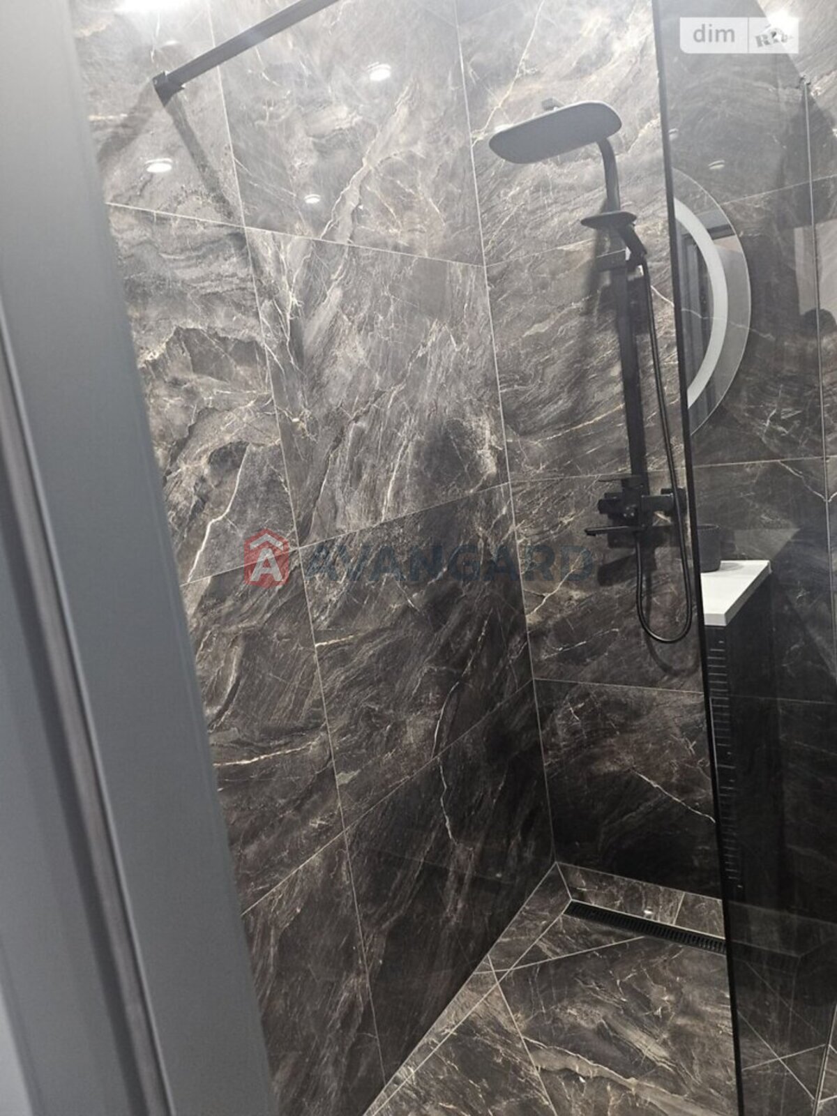 1 ��. ��������, 48/14/24 ��. �., 2/16 ������ ���� 11