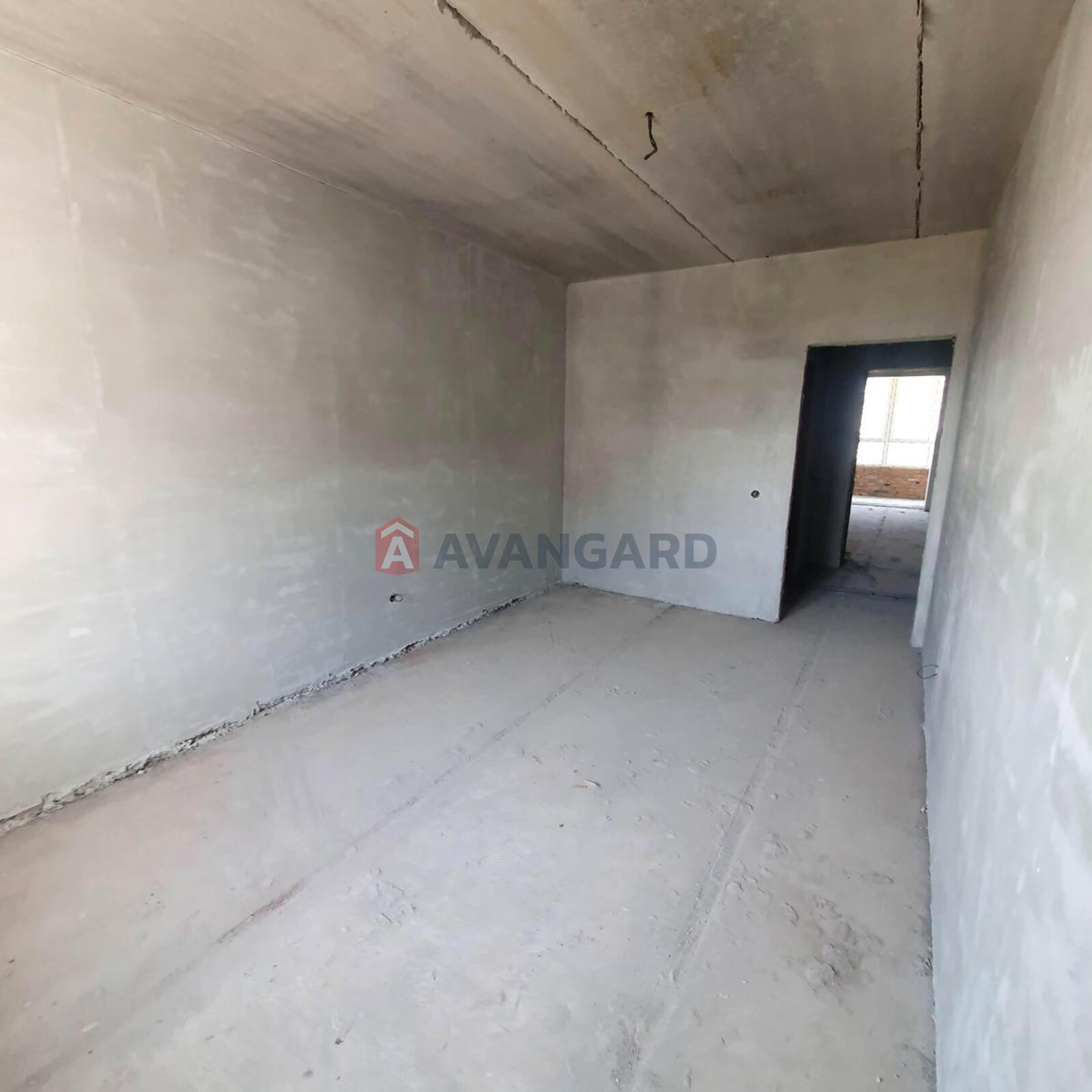 1 ��. ��������, 54/23/30 ��. �., 6/10 ������ ���� 5