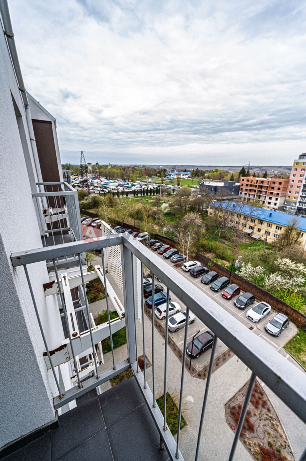 4 ��. ��������, 113/55/32 ��. �., 8/10 ������ ���� 13