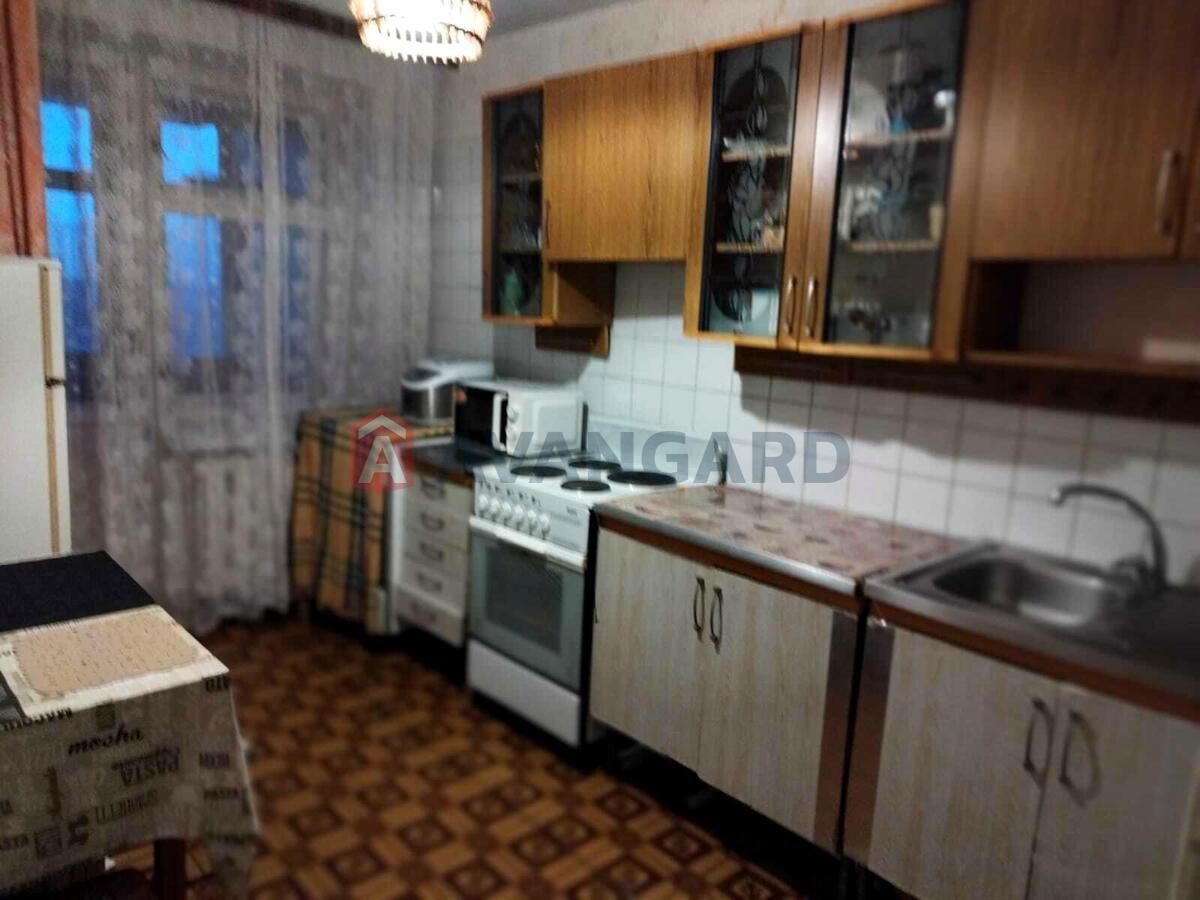 1 ����. ��������, 42.3 / 19.6 / 8.8 �? ��. �., 7/25 ���� ���� 11