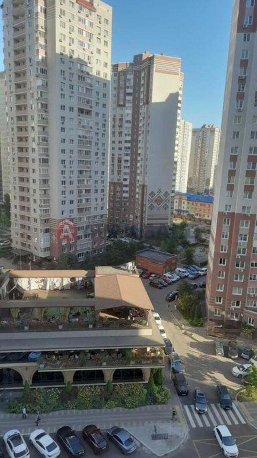 2 ��. ��������, 78/-/52 ��. �., 10/25 ������ ���� 14