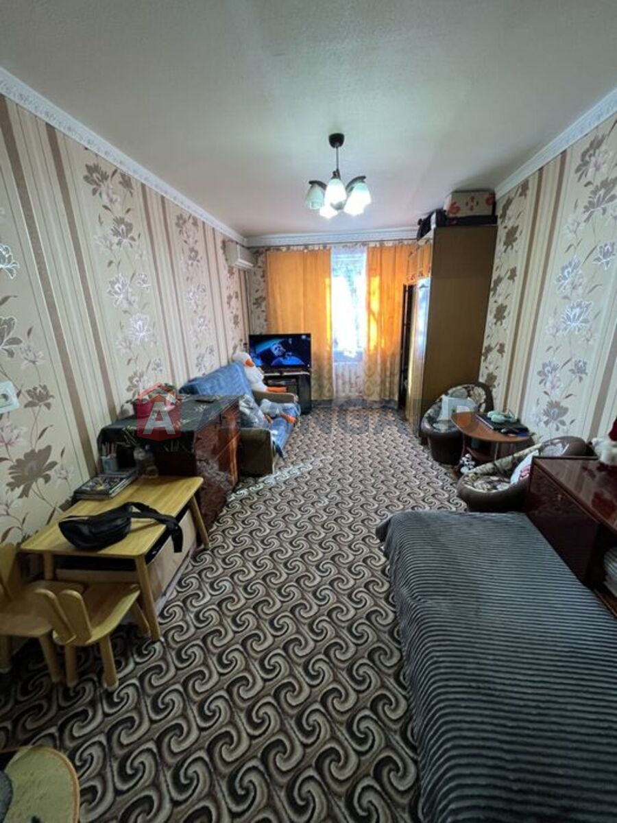 2 ��. ��������, 51/-/6 ��. �., 3/5 ������ ���� 8