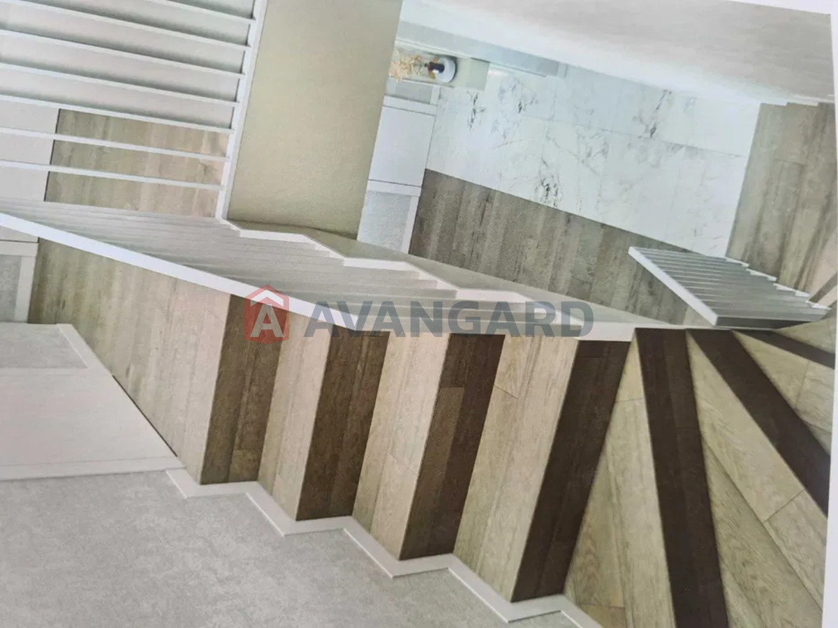 3 ��. ��������, 75/-/35 ��. �., 9/11 ������ ���� 18