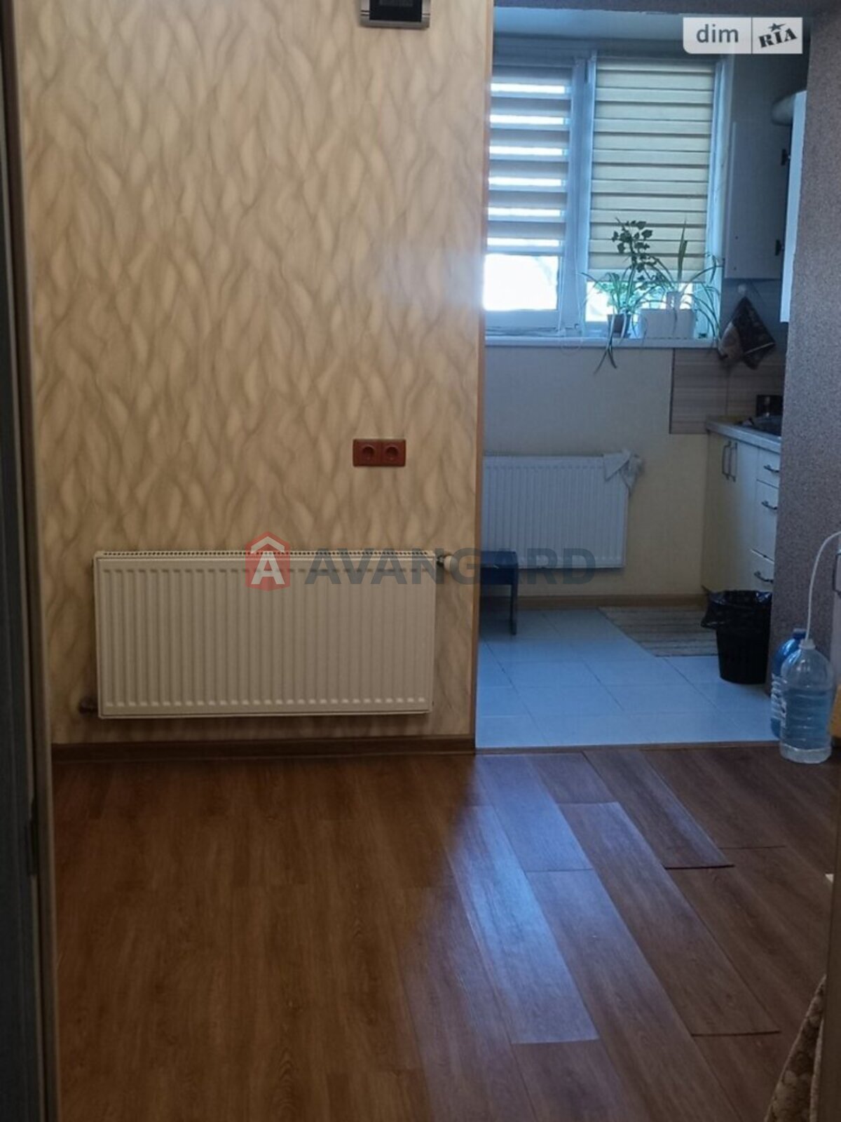 2 ��. ��������, 36/25/4 ��. �., 1/10 ������ ���� 24