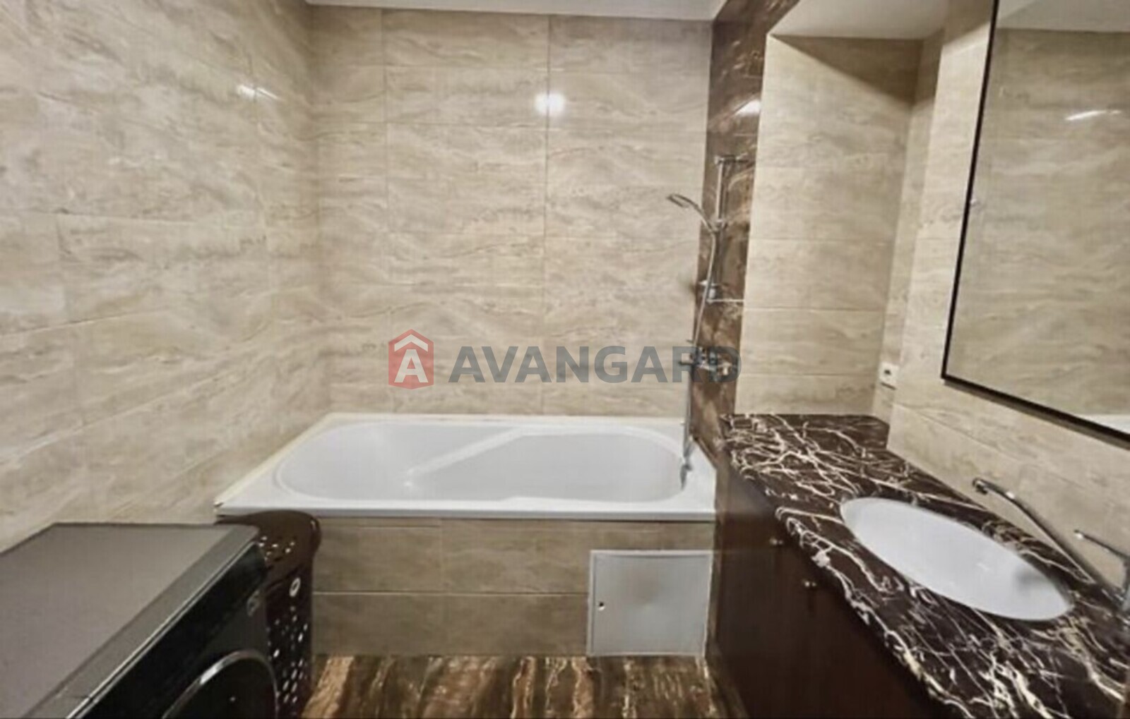 3 ����. ��������, 100/-/32 ��. �., 8/8 ���� ���� 9