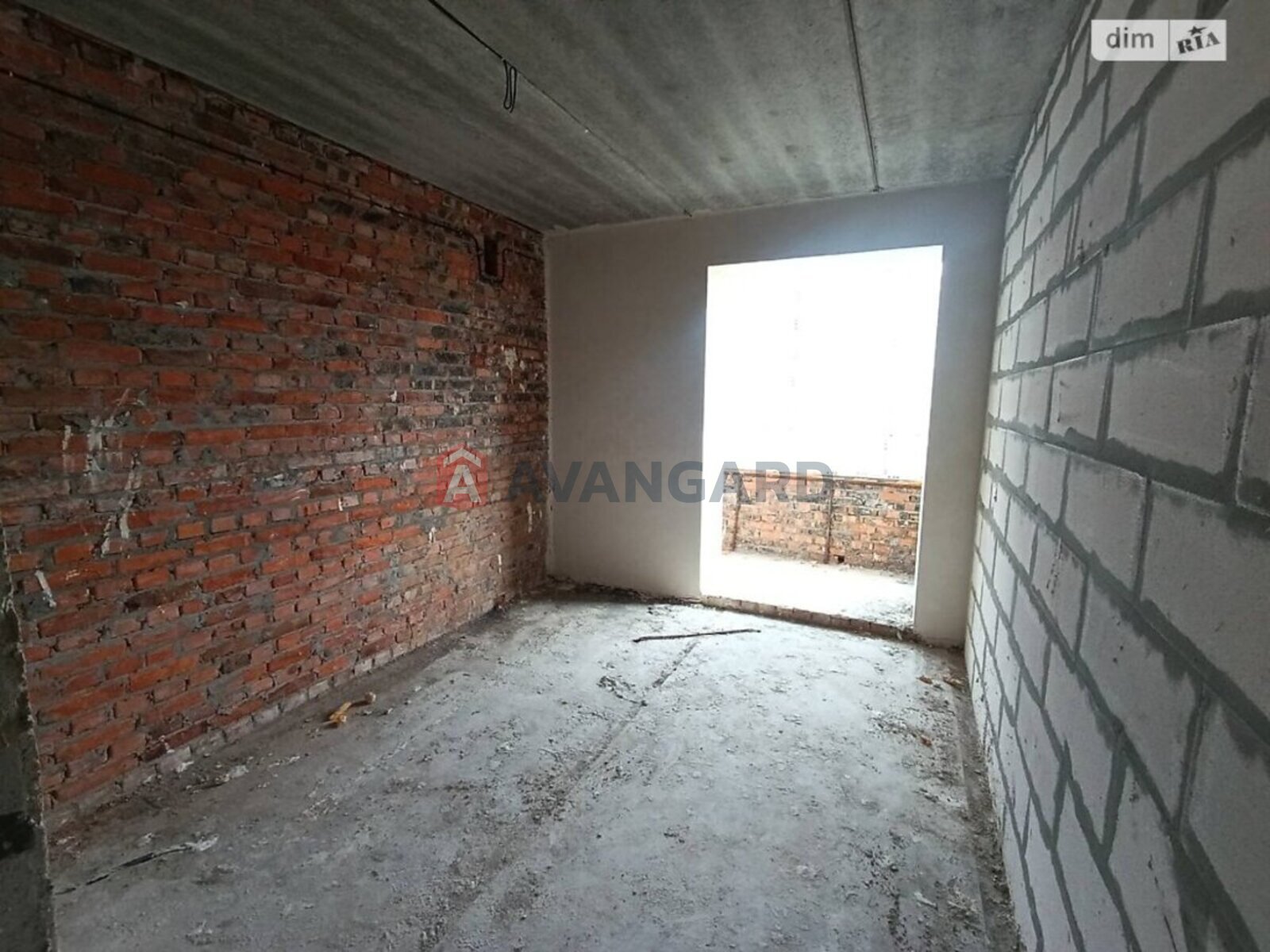 2 ��. ��������, 57/27/11 ��. �., 6/10 ������ ���� 12