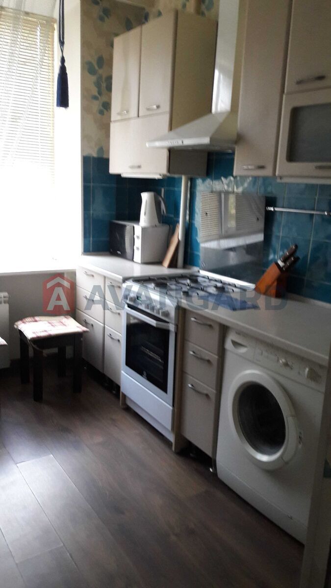 2 ��. ��������, 55/32/8 ��. �., 3/5 ������ ���� 5