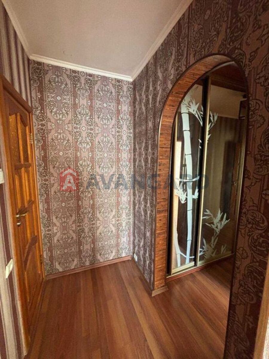 2 ��. ��������, 50/-/7 ��. �., 4/9 ������ ���� 21