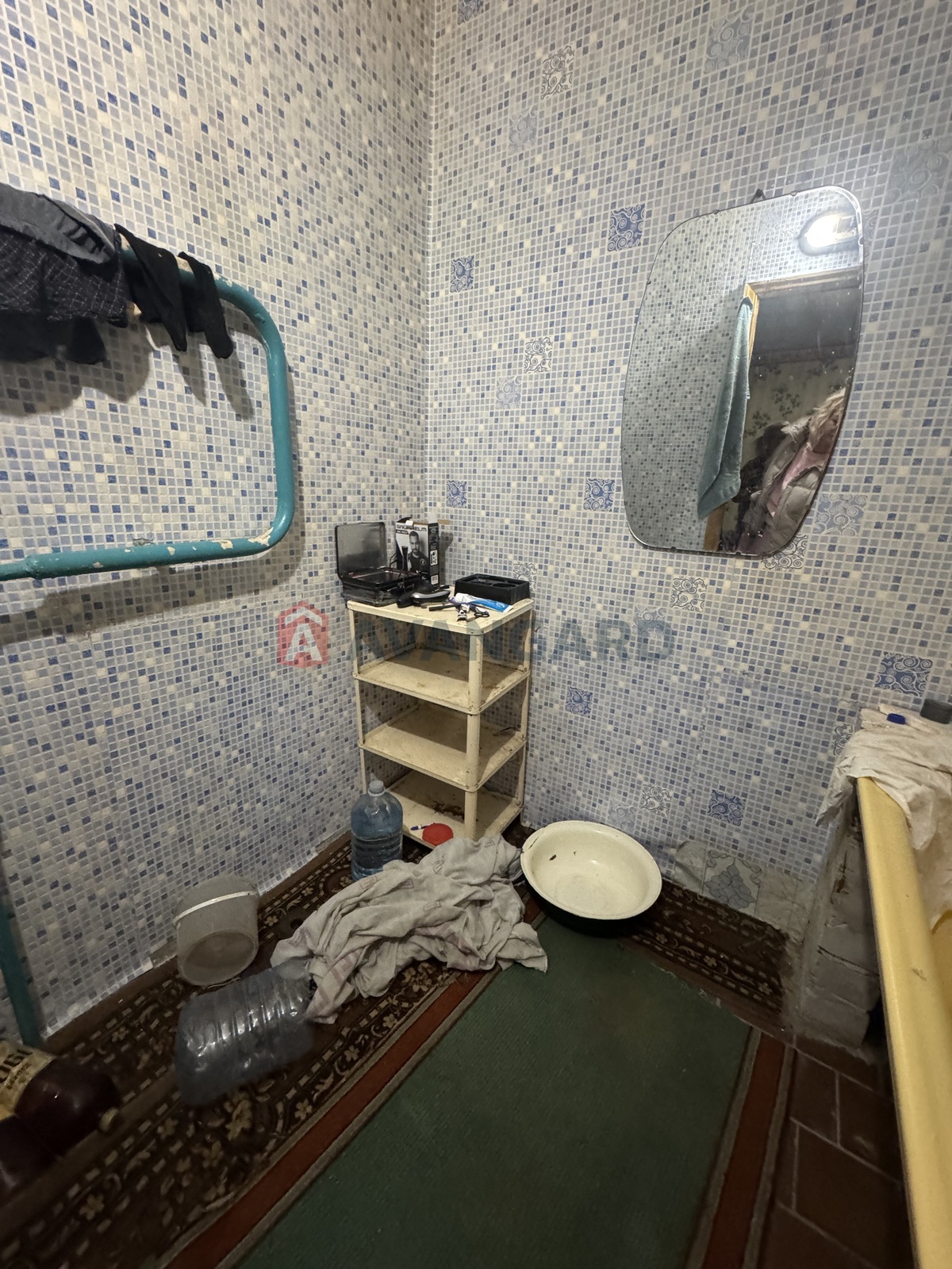 1 ��. ��������, 43/18,3/8,2 ��. �., 10/14 ������ ���� 8