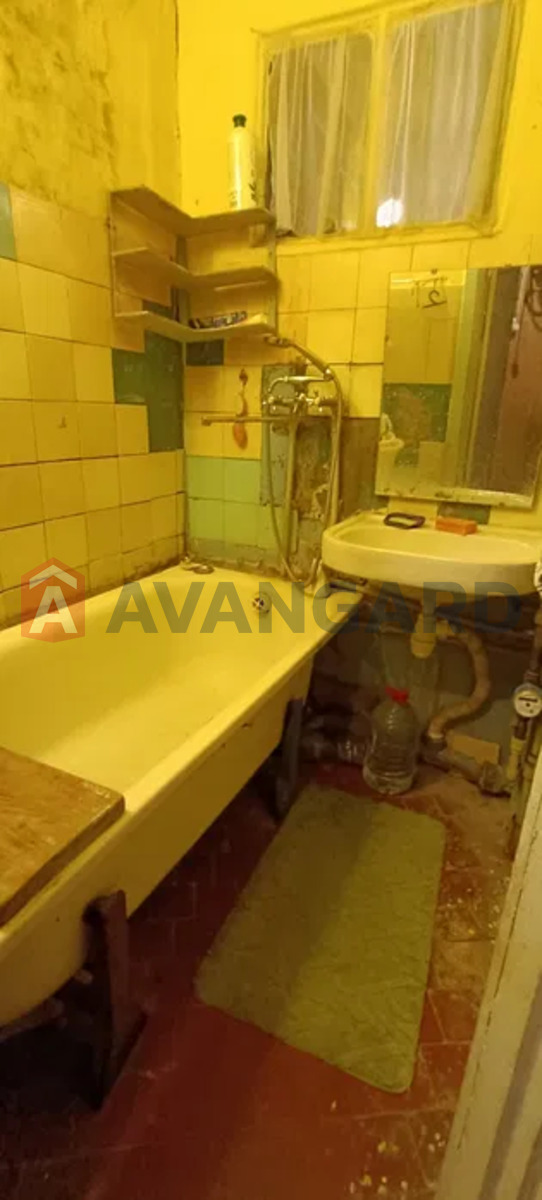 2 ����. ��������, 42/-/7 ��. �., 3/5 ���� ���� 7