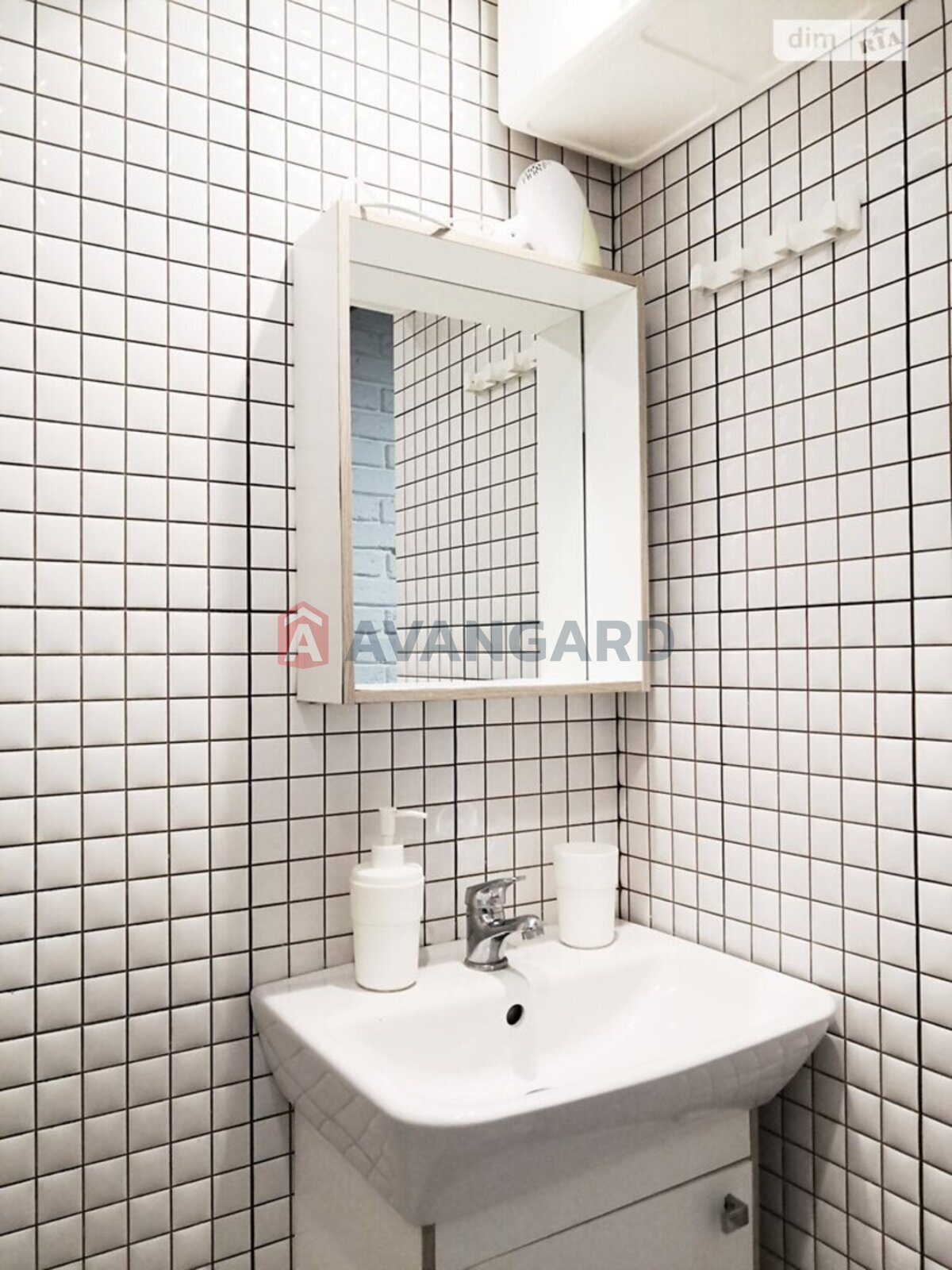 1 . , 12/-/- . ., 1/2   22