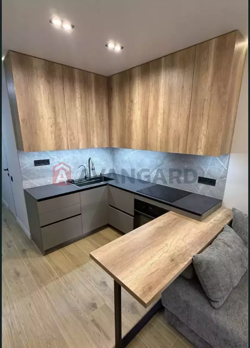 1 ��. ��������, 43/-/- ��. �., 3/10 ������ ���� 2