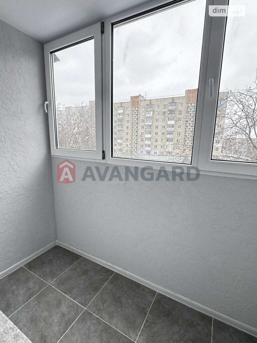 2 ��. ��������, 50/28/8 ��. �., 4/9 ������ ���� 4