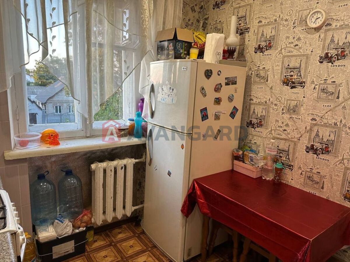 1 ��. ��������, 32/-/6 ��. �., 3/5 ������ ���� 6