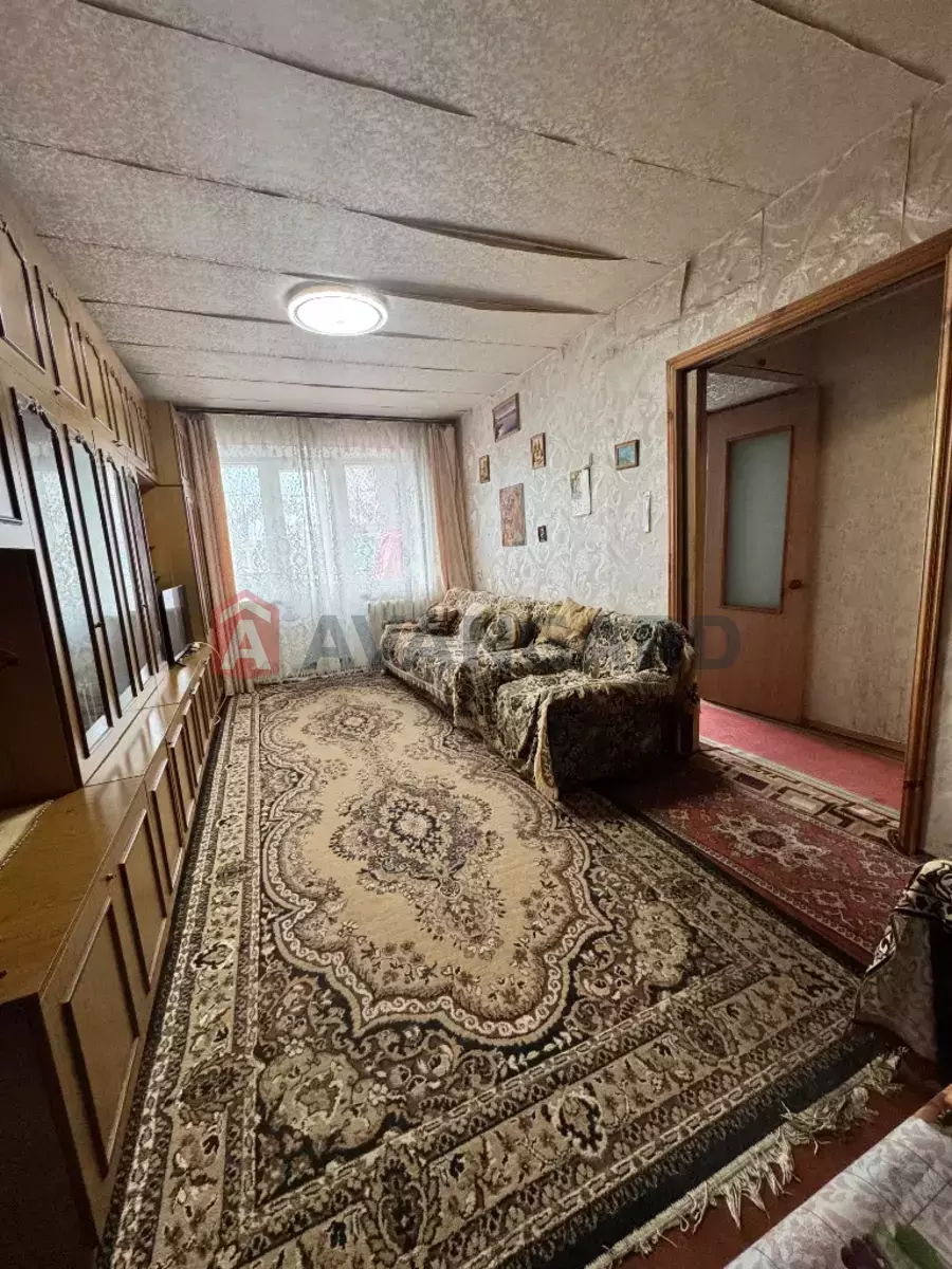 3 ��. ��������, 59/44/6 ��. �., 5/5 ������ ���� 3