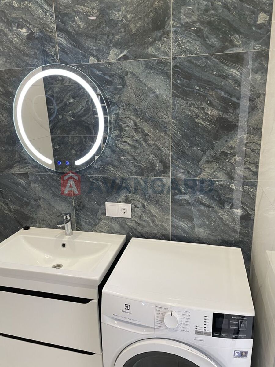 1 . , 43/-/24 . ., 2/6   15