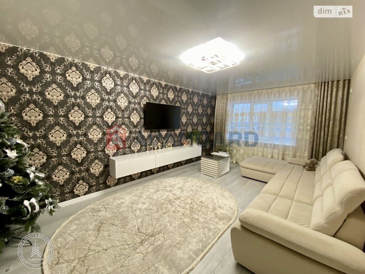 2 ��. ��������, 68/-/- ��. �., 10/12 ������ ���� 5