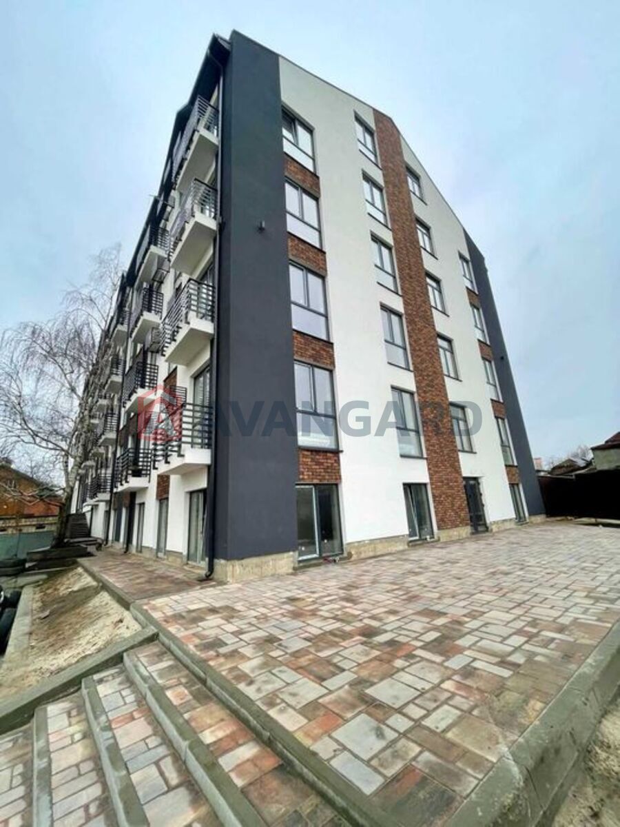 1 ��. ��������, 46/-/5 ��. �., 2/4 ������ ���� 9