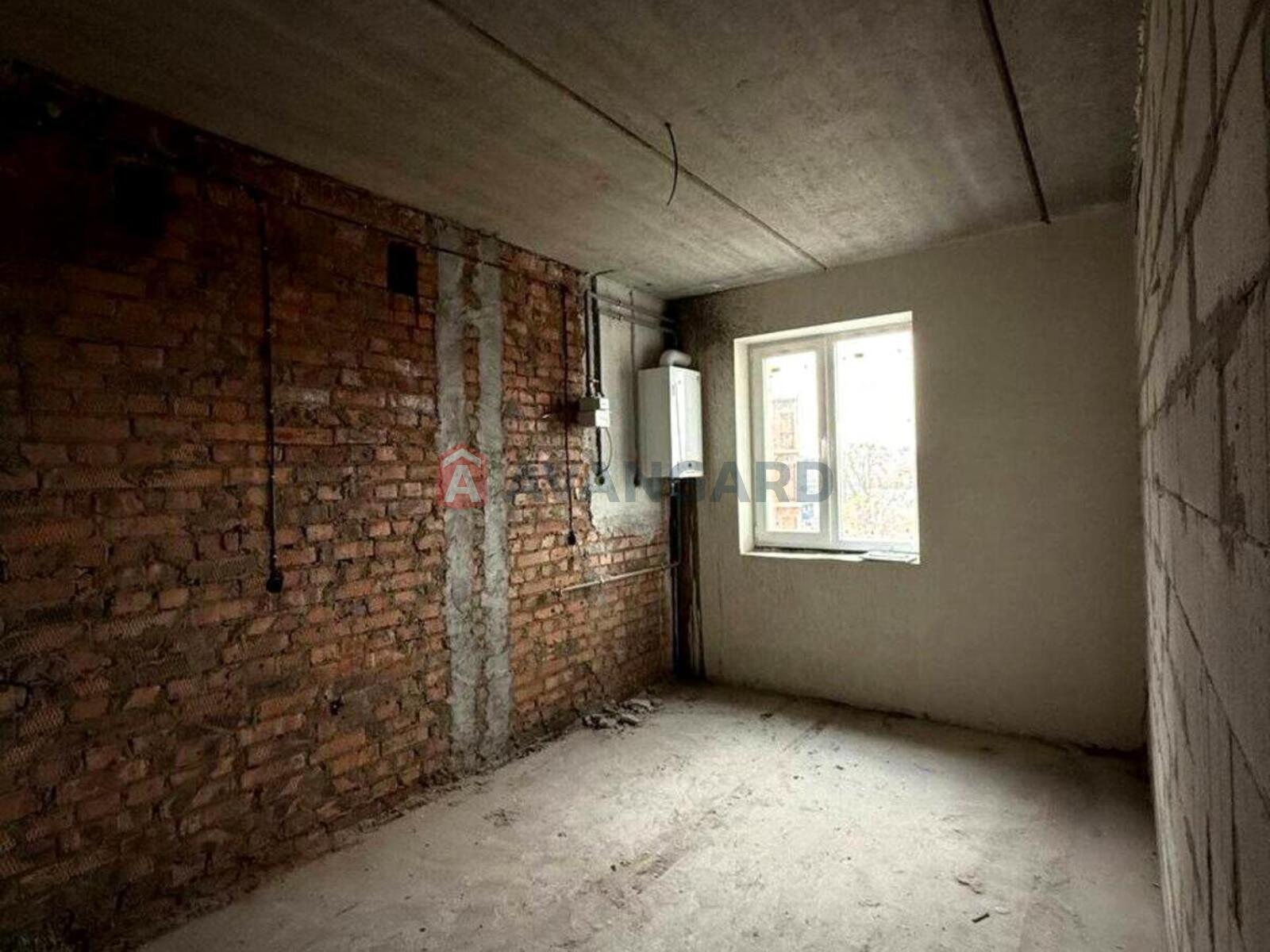 3 ��. ��������, 84/50/12 ��. �., 4/4 ������ ���� 12