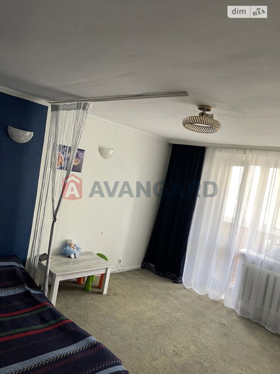 3 ��. ��������, 65/40/7 ��. �., 4/9 ������ ���� 7