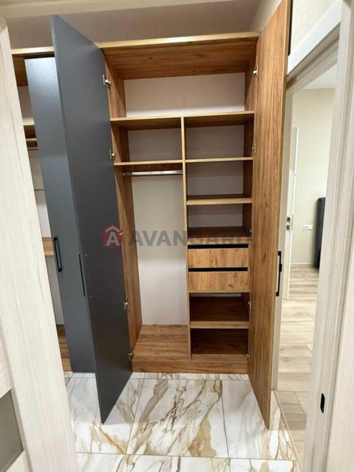 2 ��. ��������, 64/-/14 ��. �., 7/16 ������ ���� 8