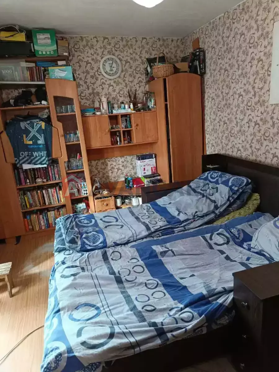 2 ��. ��������, 46/28/6 ��. �., 9/9 ������ ���� 7