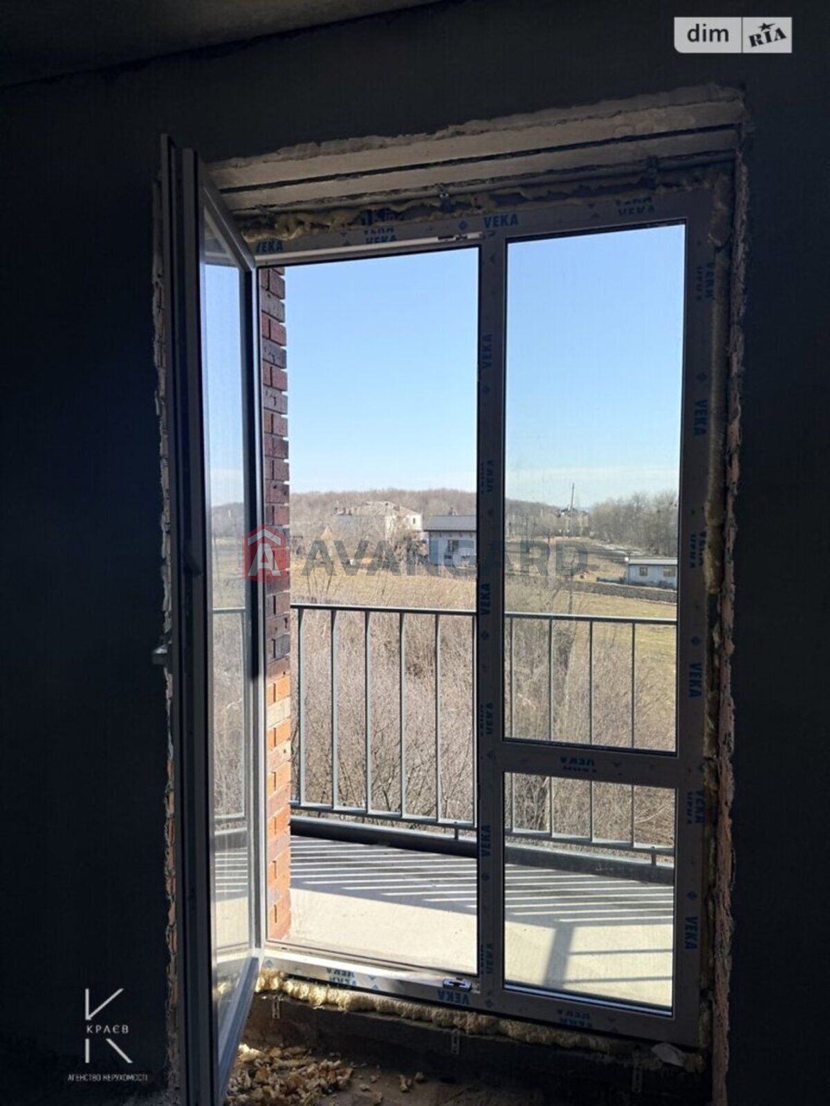 3 ��. ��������, 91/45/14 ��. �., 3/5 ������ ���� 7