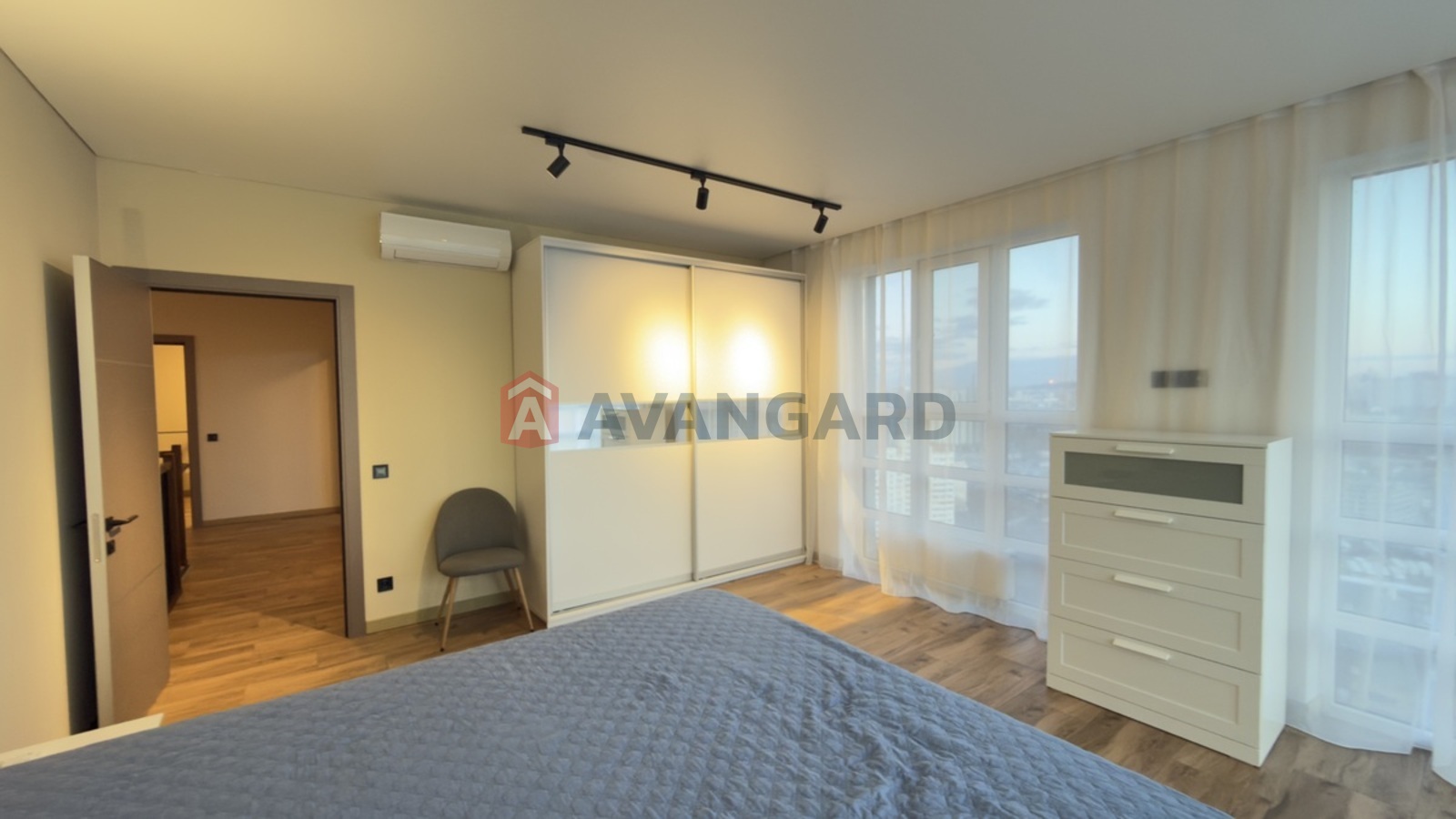 5 ��. ��������, 135/80/12 ��. �., 24/25 ������ ���� 7