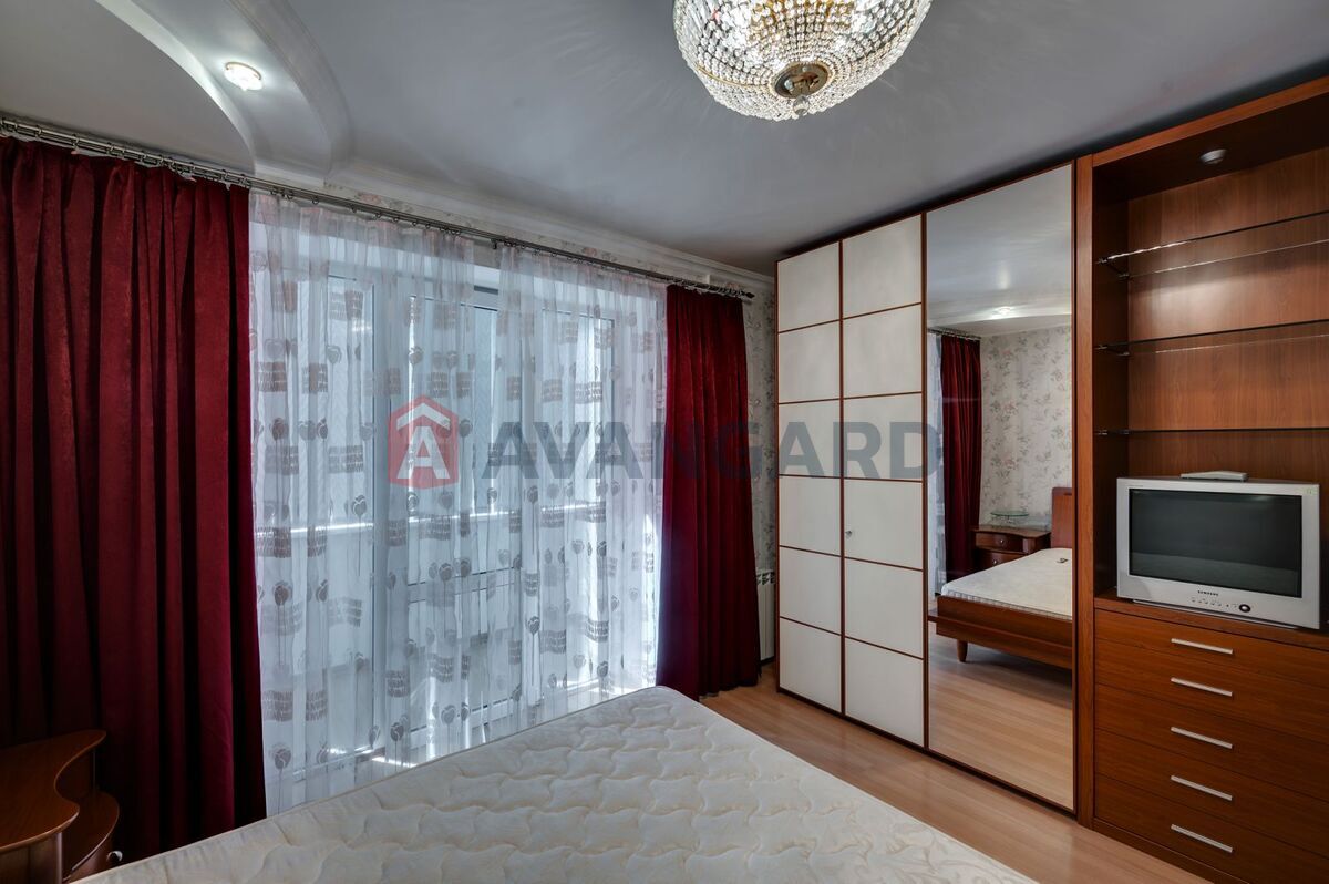 4 ��. ��������, 115/-/13 ��. �., 2/5 ������ ���� 2