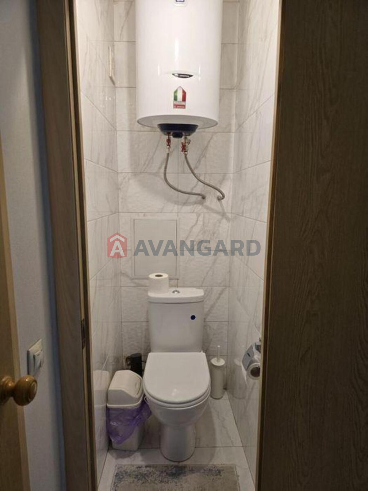 3 ����. ��������, 57/-/7 ��. �., 4/5 ���� ���� 12